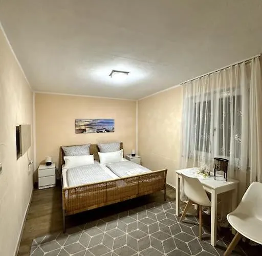 Small Studio For Two - Ferienwohnung Fuer Zwei